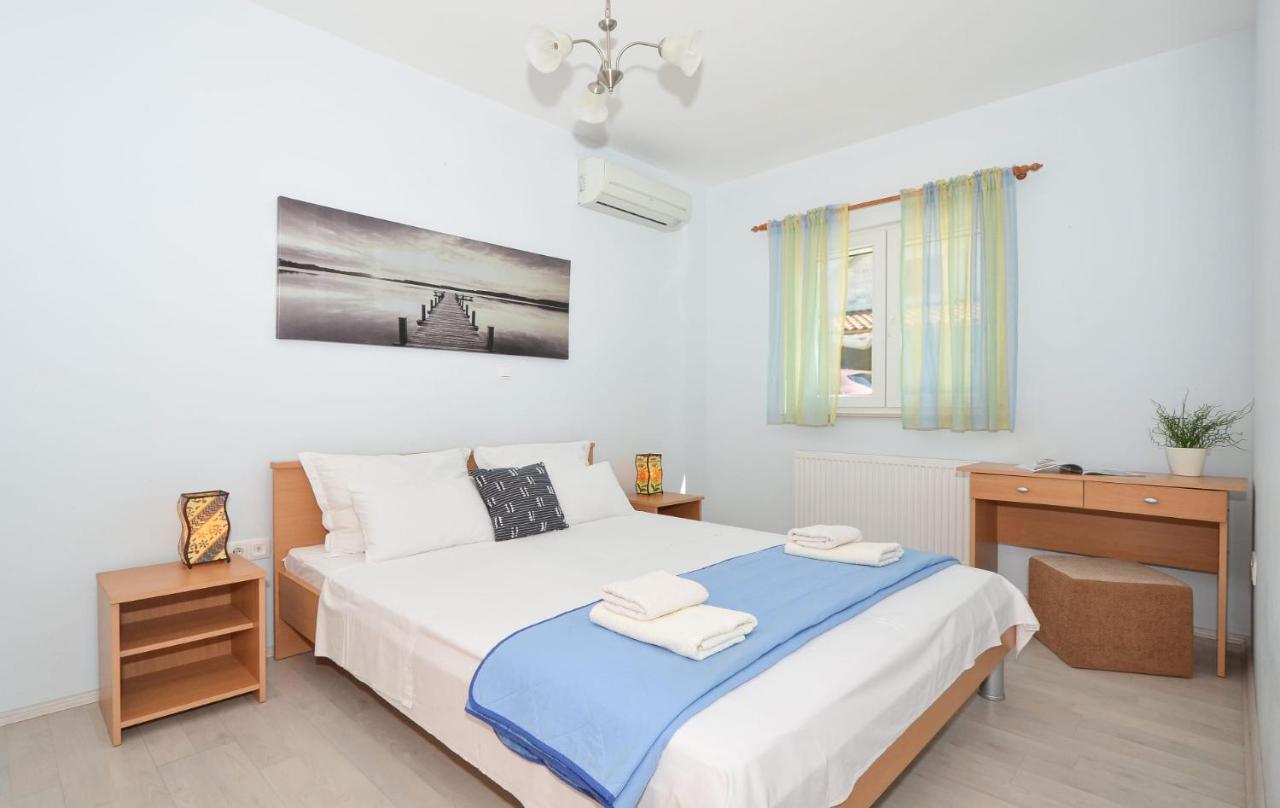 Apartments Santo Trogir - Okrug Gornji Exteriér fotografie