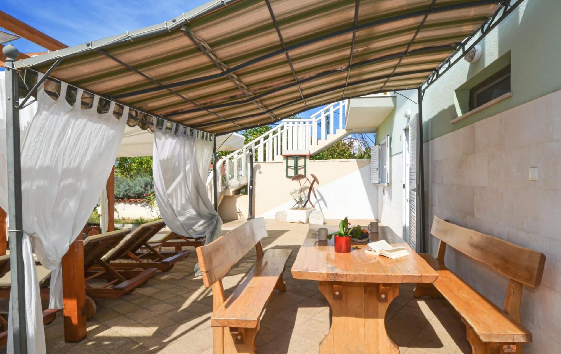 Apartments Santo Trogir - Okrug Gornji Exteriér fotografie